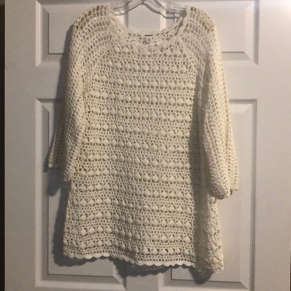 Crochet cream sweater - Picture 1 of 3